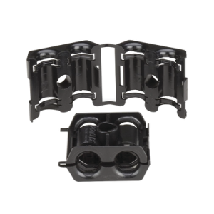 Sujetador doble de plástico para cable con diámetro de 6 a 8 mm. Paquete de 10 piezas.