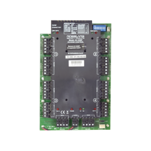 Tarjeta controladora para 4 lectoras, 30000 usuarios, posibilidad de expansión