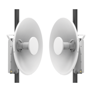 Enlace completo de ePMP Force 425 estándar 802.11ax, 4.9 - 6.2GHz, IP67, hasta 1 Gbps, puerto SFP, 25 dBi