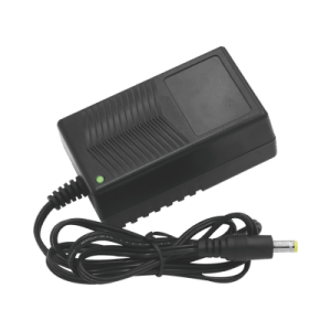 Fuente de Poder de 12 VCD Regulada / 3 Amp / Voltaje de Entrada de 100 - 240 VCA