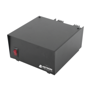 Fuente de Poder 13.8Vcd, 20A, Lineal Regulada con Circuito Cargador de Baterías