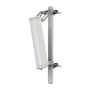 Antena Sectorial de 120º, (5.1 - 5.8 GHz), Ganancia (15 dBi), Incluye montaje para torre o mástil.