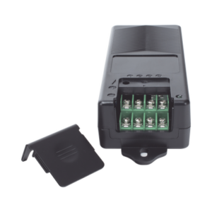 Fuente de Alimentación de 4 Salidas de 11 - 15 Vcd / 5 Amper / Voltaje de Entrada 110- 240 Vac / Fusible Termico PTC Integrado para Protección / Salida de Voltaje Inteligente hasta 3 Amper por Salida