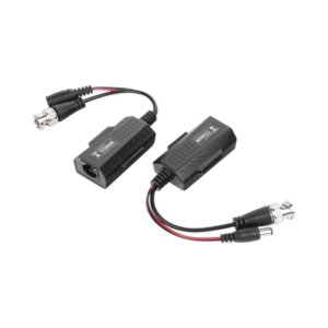 Kit de transceptores activos con conector para alimentación (12V/24VCD/AC) TurboHD para aplicaciones de video por UTP Cat5e/6 en HD. Distancia de hasta 150 m en 4K