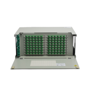 Distribuidor de Fibra Óptica para 96 empalmes, con 96 acopladores SC/APC y 96 pigtails, 19", 4 UR