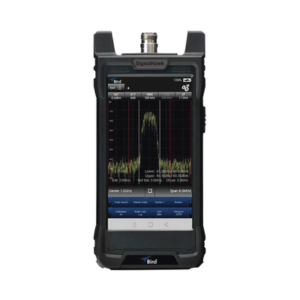Analizador de Espectro Portátil SIGNAL HAWK, 9 KHz a 6 GHz, Incluye Estuches de uso Rudo y Ligero, Batería Li-Ion, Adaptador 12V, Lápiz Táctil, Adaptador USB-C a USB-A, Manual de Instrucción.